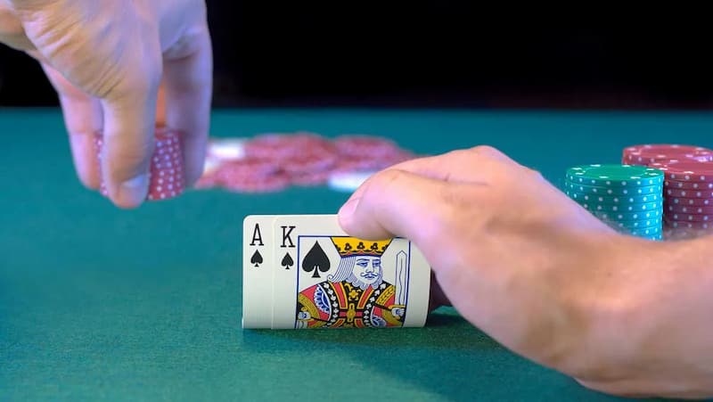 Poker Sumvip: Sân chơi đẳng cấp cho game thủ yêu chiến lược 3 Luật chơi poker Sum Vip